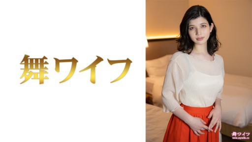 Bewitching Beauty Mio Shiratori's Seductive Classroom Conquest