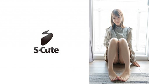 Petite Beauty's First Time: A Shy College Girl's Sensual Awakening